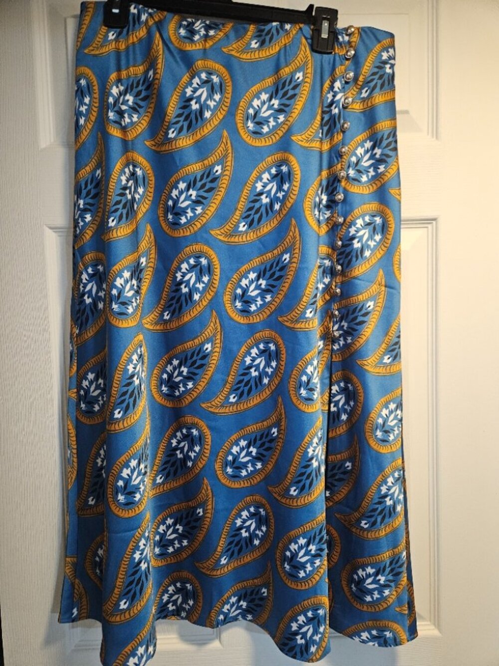 Ann Taylor Blue and Gold Skirt